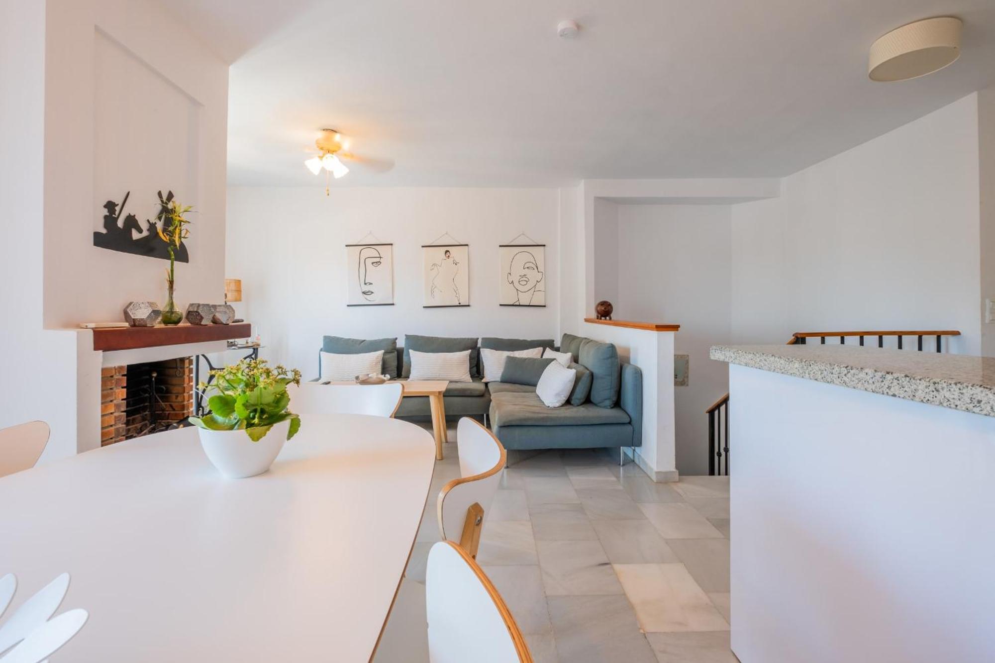 Aljamar 24 Comfortable House Near Burriana Beach 네르하 외부 사진