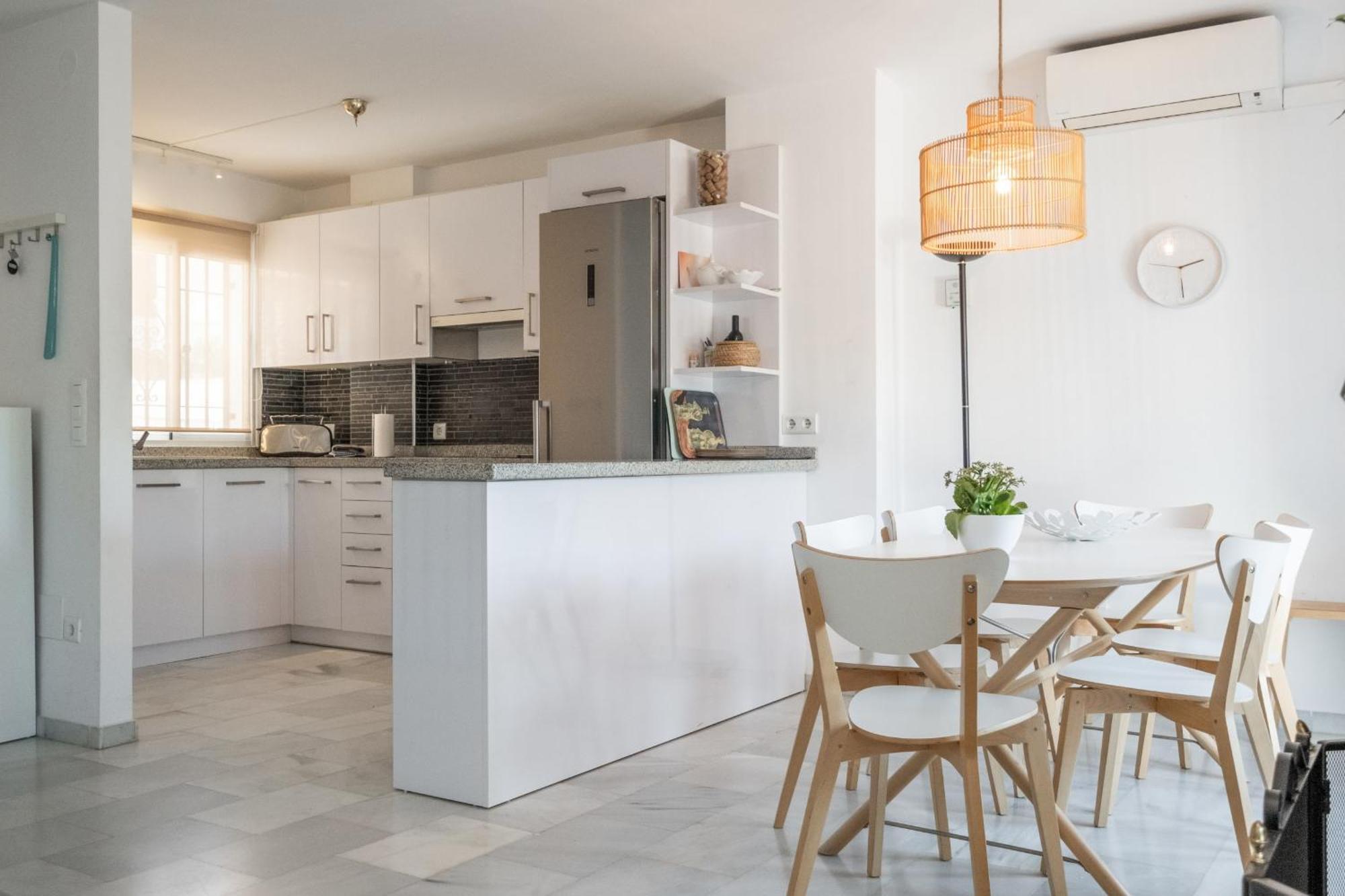 Aljamar 24 Comfortable House Near Burriana Beach 네르하 외부 사진